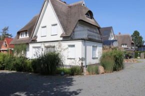 Ferienhäuser Doppelhaushälfte Hahn in Wustrow